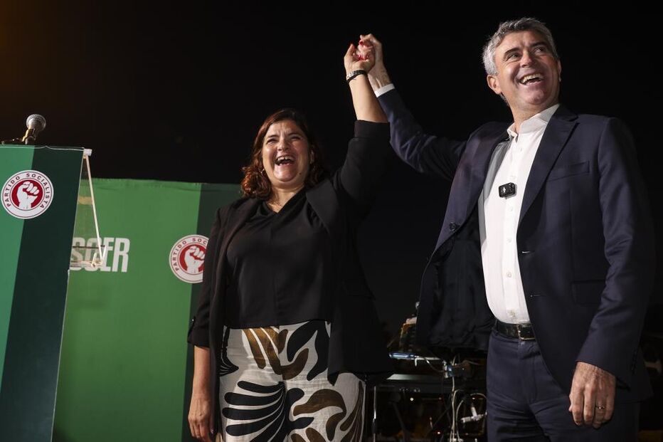 José Luís Carneiro com Alexandra Leitão