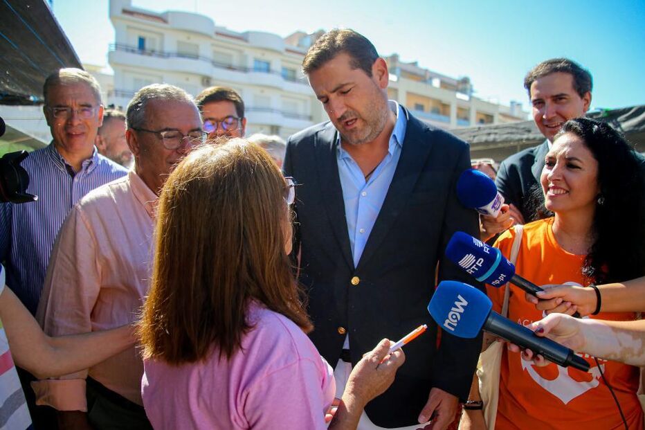 Hugo Soares no mercado de Quarteira