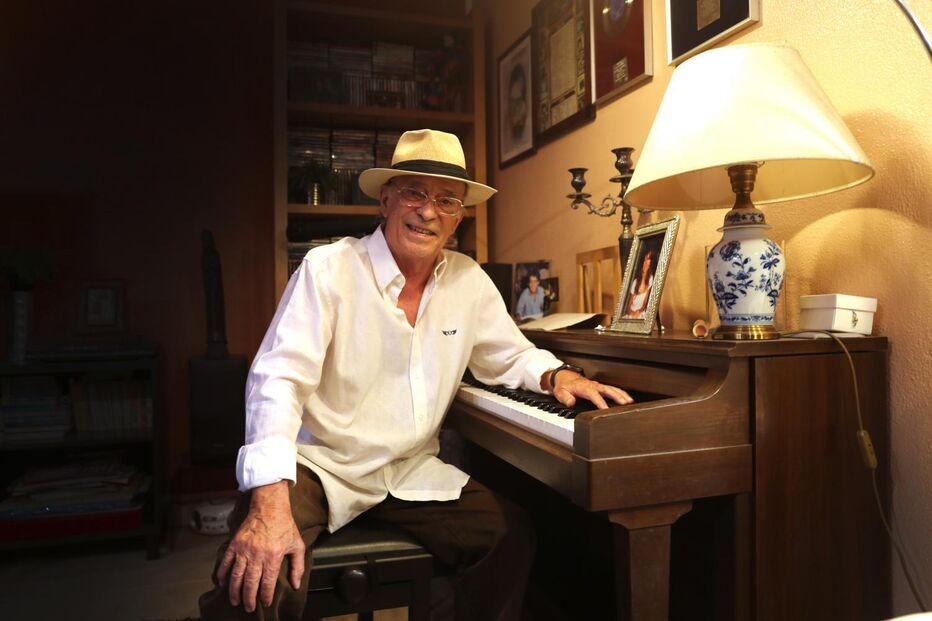 Victor Espadinha recorda carreira, TV, teatro e paixões