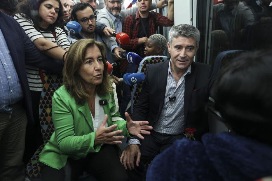 Líderes do PS e PSD abordam direitos laborais e imigração em Lisboa e Sintra