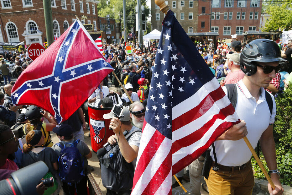 Diretor do FBI rompe laços com Southern Poverty Law Center após queixas de conservadores