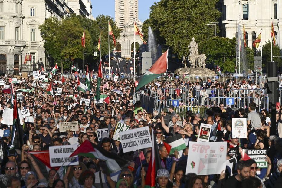Dezenas de milhares gritam em Madrid que há um genocídio em Gaza
