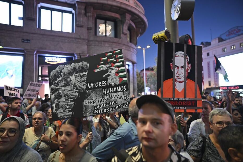 Dezenas de milhares gritam em Madrid que há um genocídio em Gaza