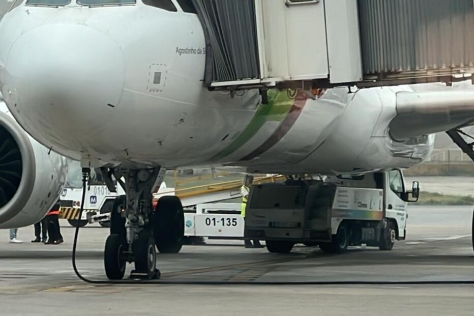 Incidente ocorreu no aeroporto do Porto