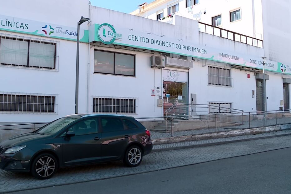 Ecografia de bebé com perna malformada sob investigação na Justiça