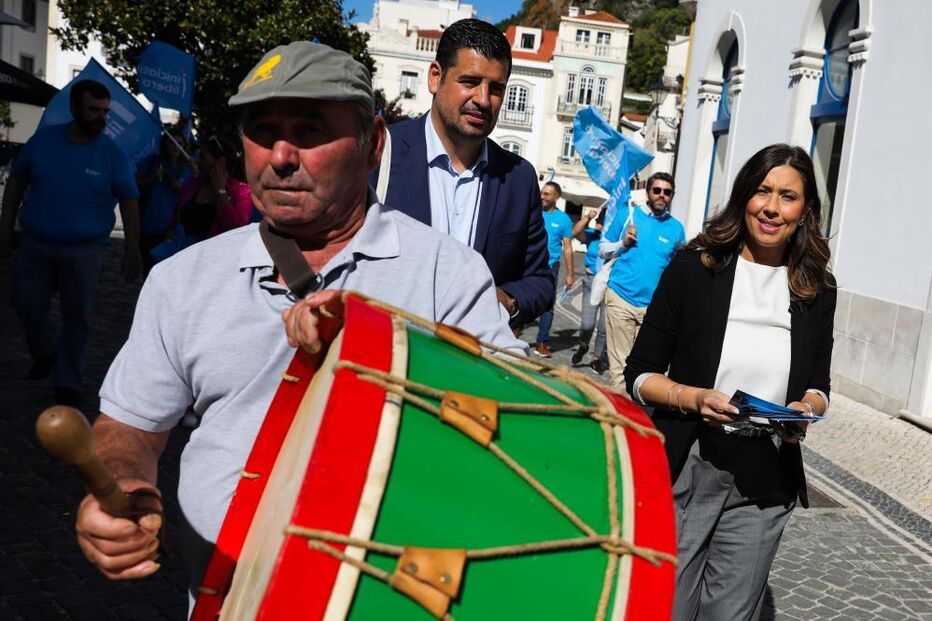 Mariana Leitão em campanha eleitoral