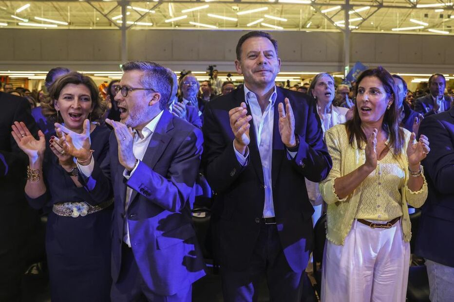 Montenegro ao lado de Carlos Moedas no comício em Lisboa