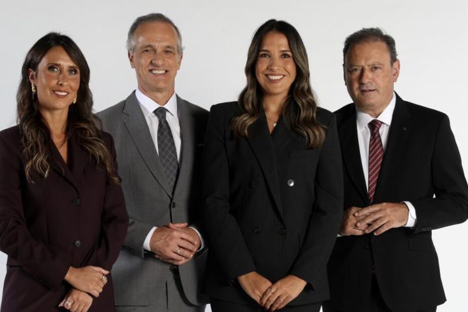 CMTV prepara cobertura da noite eleitoral com equipa em estúdio.
