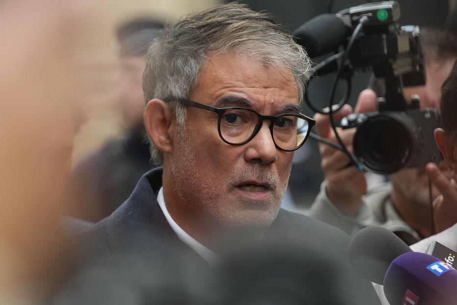 Olivier Faure nega acordo com Sébastien Lecornu em Paris