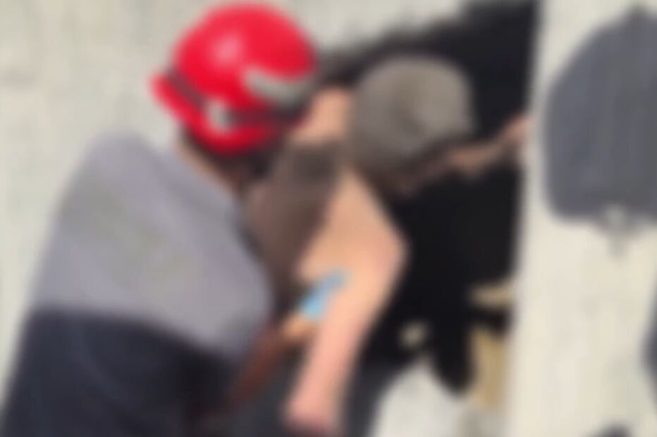 Português resgatado em Istambul após semanas preso num túnel