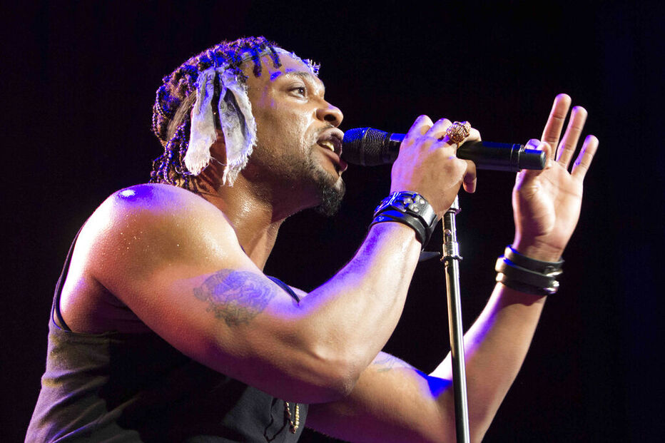 D'Angelo, estrela de soul, faleceu aos 51 anos após luta contra cancro