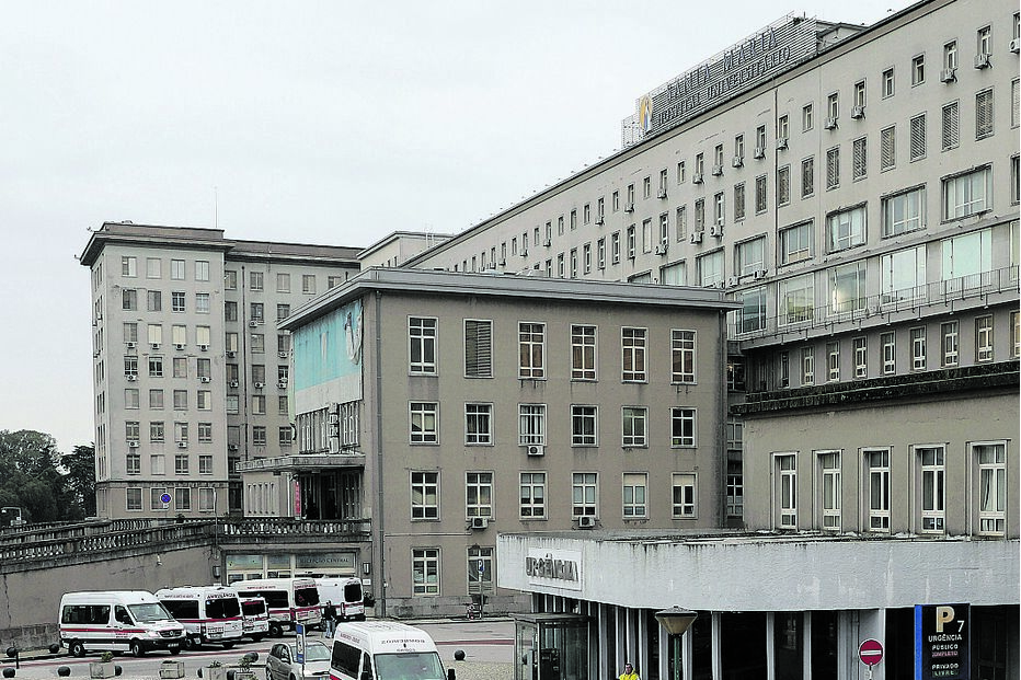 J. continua internado no Hospital de Santa Maria, mas fora de perigo 