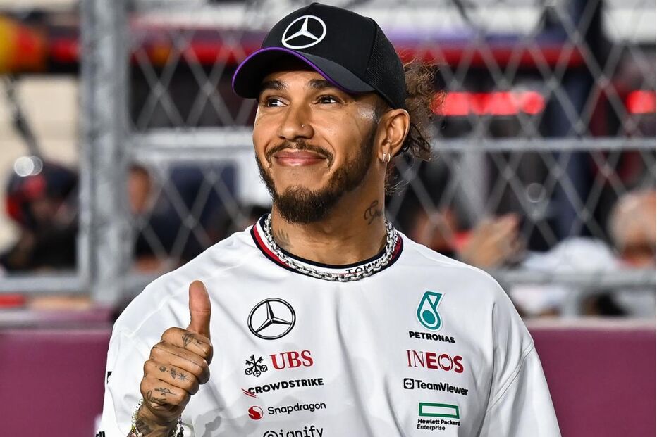 Lewis Hamilton vende coleção de carros
