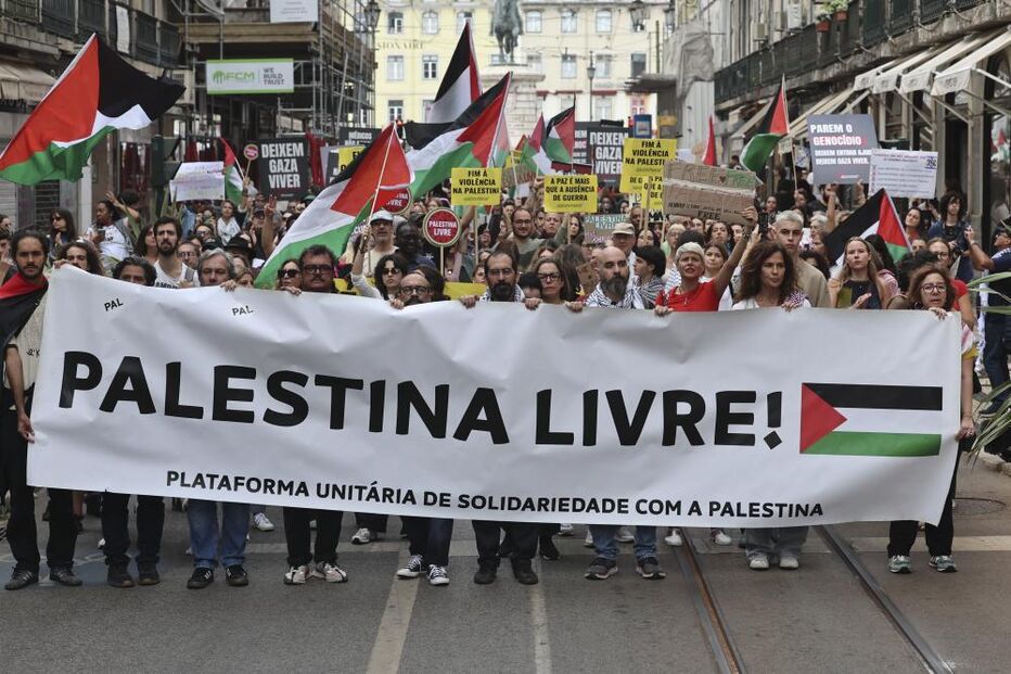 Milhares manifestam-se em Lisboa pela paz na Palestina