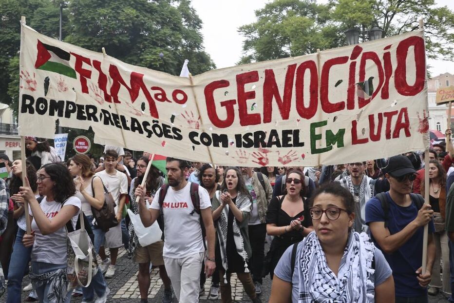 Milhares protestam em Lisboa pelo fim do genocídio e pela paz na Palestina