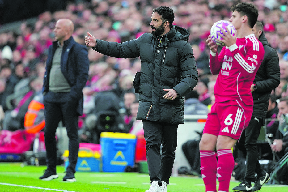 M. United bate Liverpool