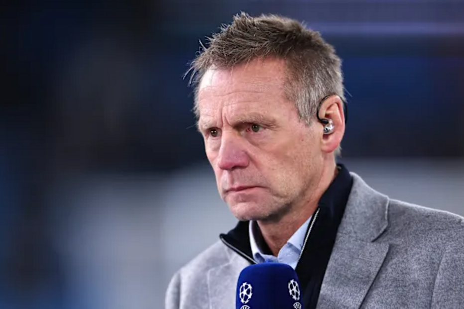 Stuart Pearce de luto após a morte do filho Harley num acidente
