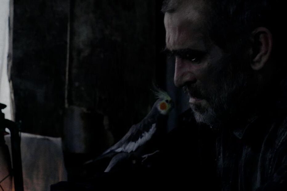 Filme de Pedro Magano, inspirado em Mia Couto e Aristófanes, retrata um homem e a morte