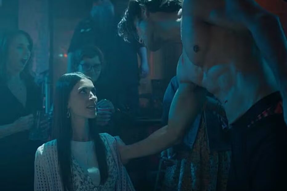 Atriz de '9-1-1' morre aos 23 anos após lutar contra doença rara