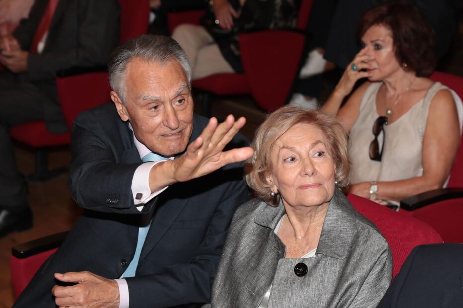 Casamento da neta de Cavaco Silva com músico em destaque