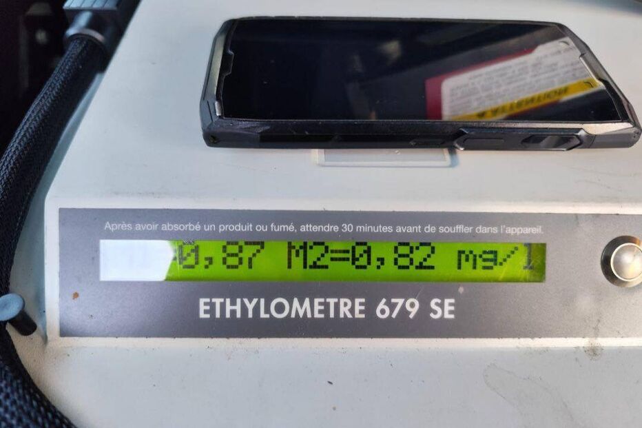 Condutor acusa excesso de álcool e consumo de drogas; trotinete foi apreendida!