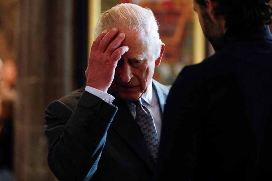 Carlos III num momento de aparente reflexão