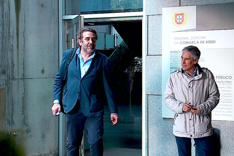Julgamento de autarca por prevaricação e abuso de poder em Viseu.
