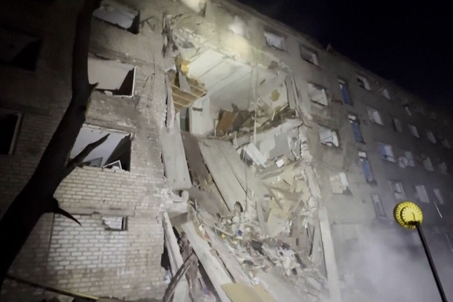 Mísseis russos atingem edifícios na cidade ucraniana de Zaporizhzhia  