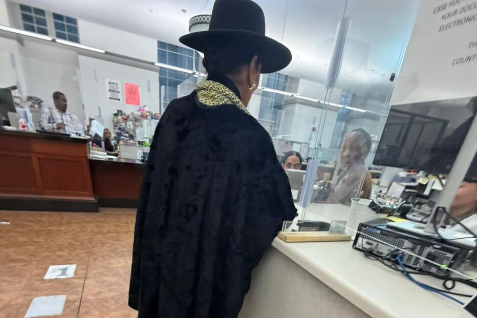 José Castelo Branco apresenta queixa-crime contra Roger Basile