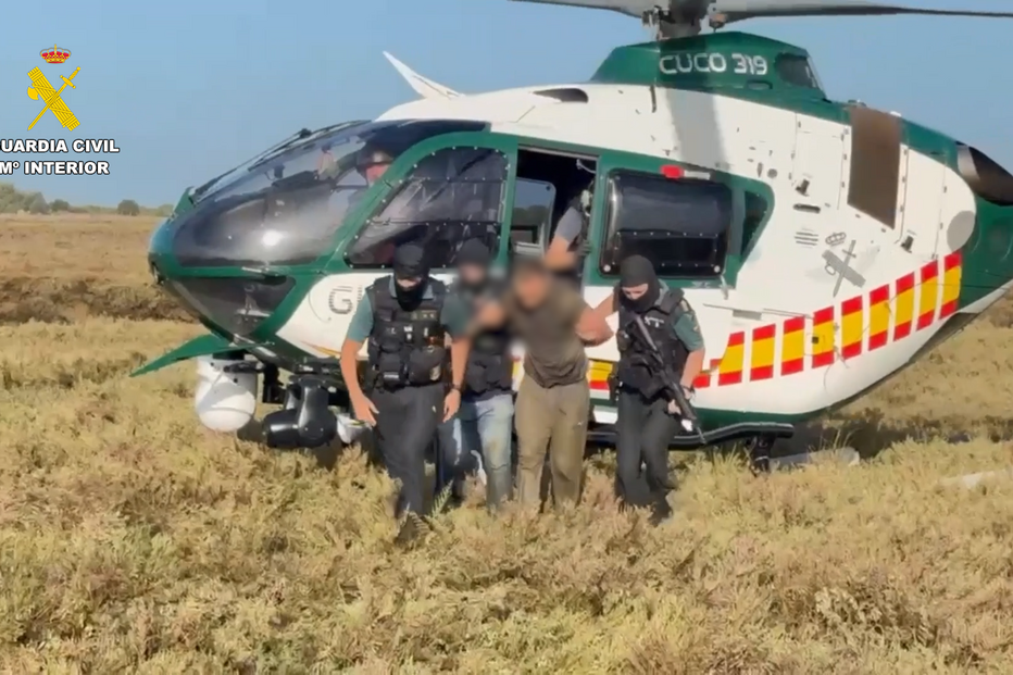 Guardia Civil usou helicóptero para travar traficantes