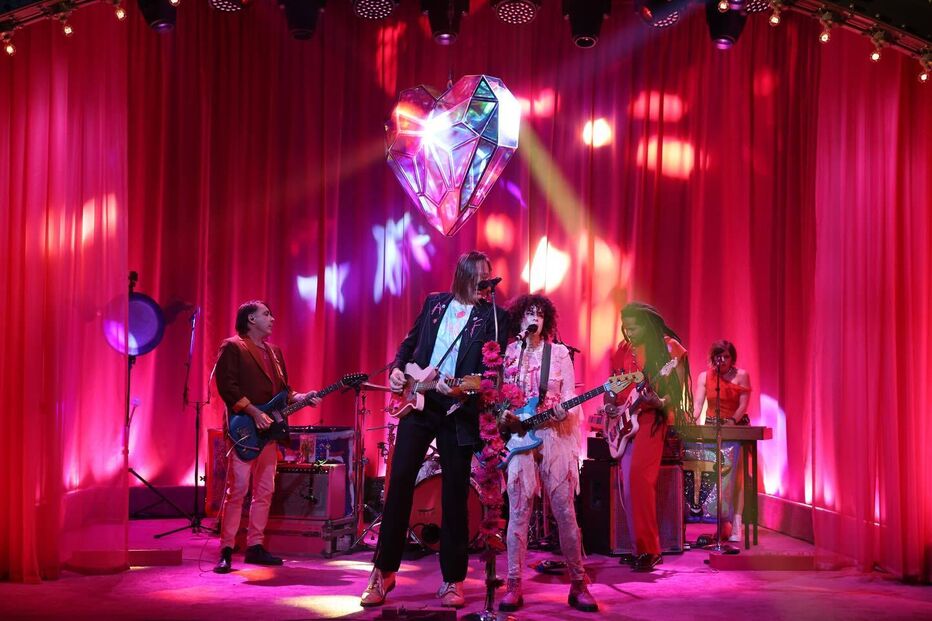 Win Butler e Régine Chassagne, dos Arcade Fire, anunciam separação após 22 anos de casamento