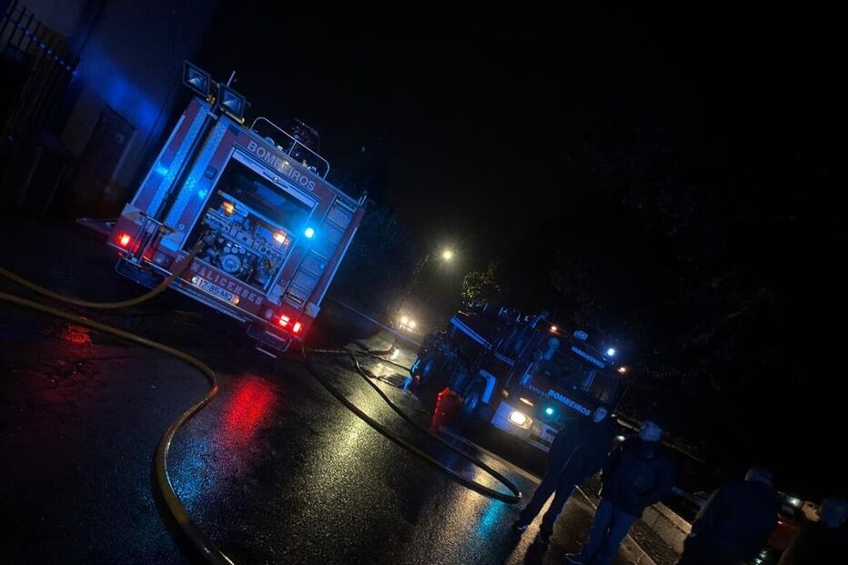 Incêndio deflagrou no balneário do pavilhão gimnodesportivo