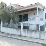 Mulher morre esmagada no elevador do lar 