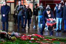 Real Madrid presta homenagem a Diogo Jota em Anfield