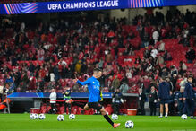 Benfica 0-0 Bayer Leverkusen | Está dado o apito inicial no Estádio da Luz