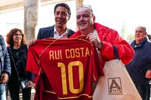 Rui Costa marca presença nas eleições do Benfica