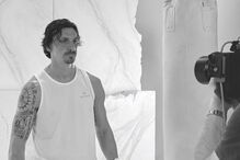 Ibrahimovic pratica boxe e mantém rotina de treinos após deixar o futebol