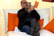 António Tabet leva 'Peçanha - Protocolo de Segurança' a Leiria, Porto, Guimarães, Portimão e Lisboa