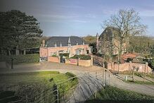 Consultor de finanças esconde escravos em castelo 