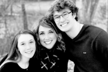 Solomon, ex-pivô de TV nos EUA, acusado de abuso pela filha no Tennessee