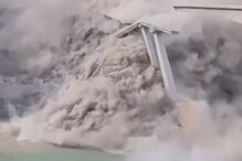 Ponte desaba na China devido a deslizamento de terras