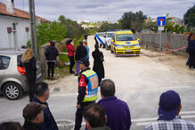 Autoridades no local do crime