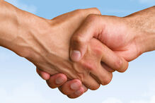 Evite formalismos e poupe dinheiro: a justiça amável que resolve conflitos em dias