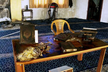 Onda de violência continua: Mesquita incendiada por colonos israelitas na Cisjordânia