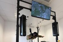 Simulador de voo prepara militares para situações de combate