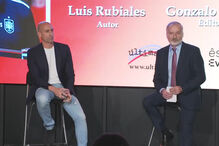 Tio de Luis Rubiales ataca-o com ovos em evento de lançamento de livro