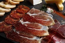 Rubro apresenta menus festivos com sabores ibéricos.
