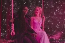 Filme 'Wicked: Pelo Bem' com Cynthia Enrivo e Ariana Grande recebe elogios e bate recordes de pré-venda