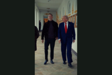 Cristiano Ronaldo e Donald Trump juntos num corredor