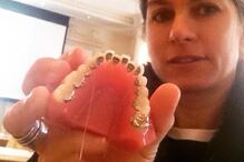 Dentista condenada na Irlanda a dois anos e três meses de prisão por perseguir namorada polícia